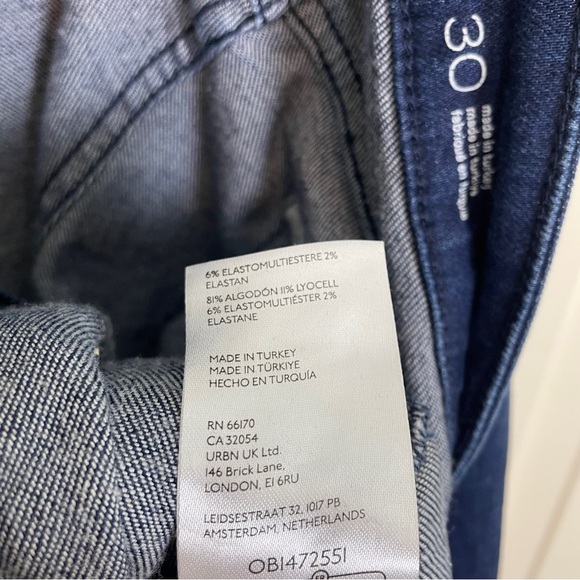 Anthropologie Pilcro The Icon Flare Jeans - Picture 10 of 10